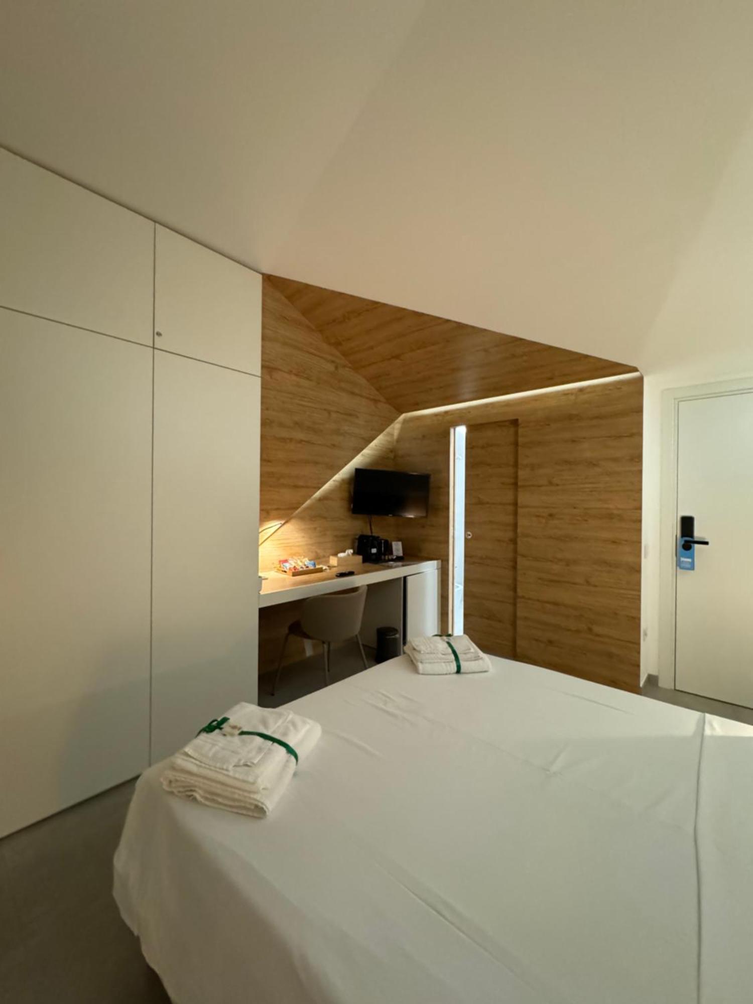 Space Tower Rooms 나폴리 외부 사진