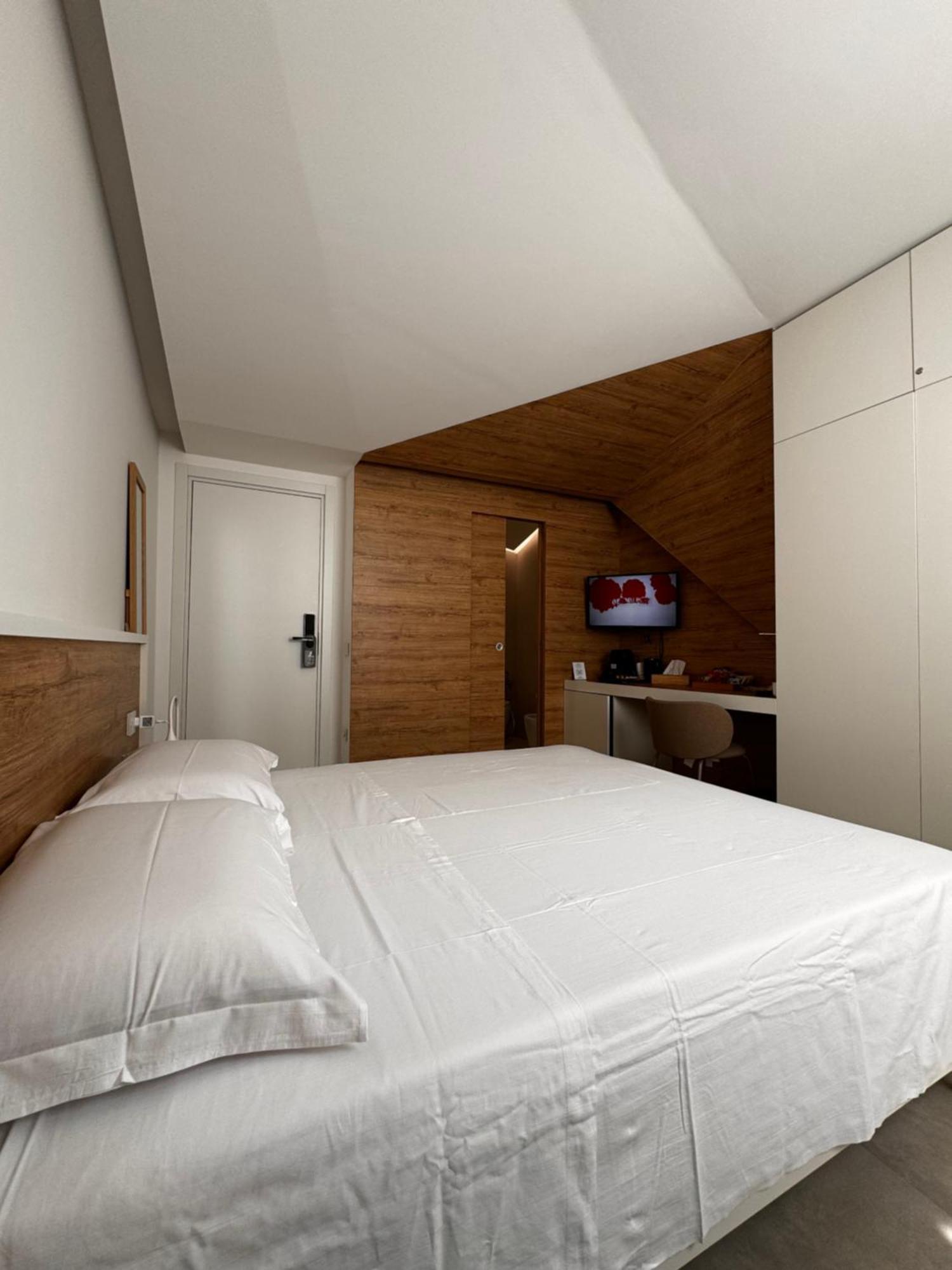 Space Tower Rooms 나폴리 외부 사진
