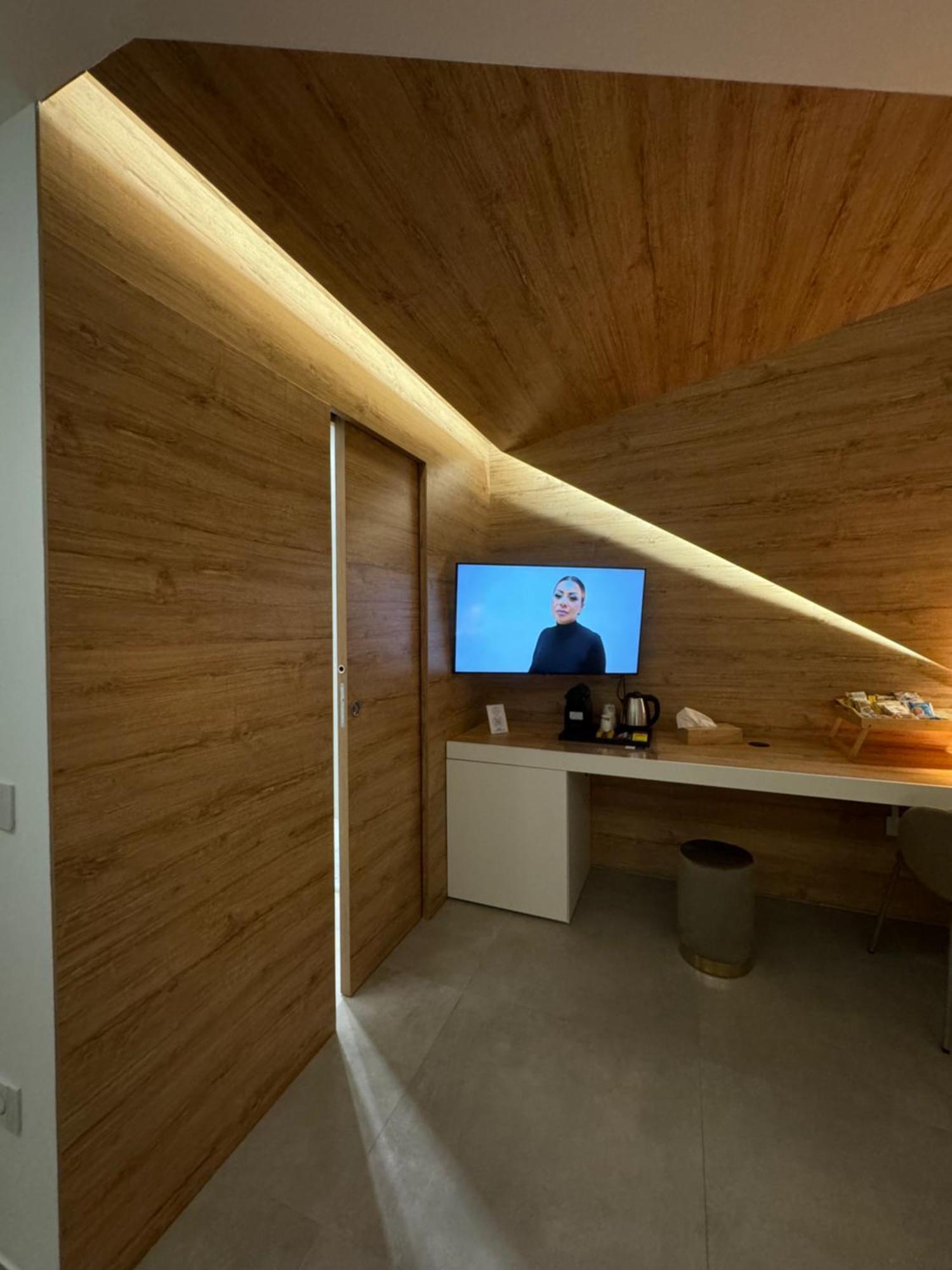 Space Tower Rooms 나폴리 외부 사진